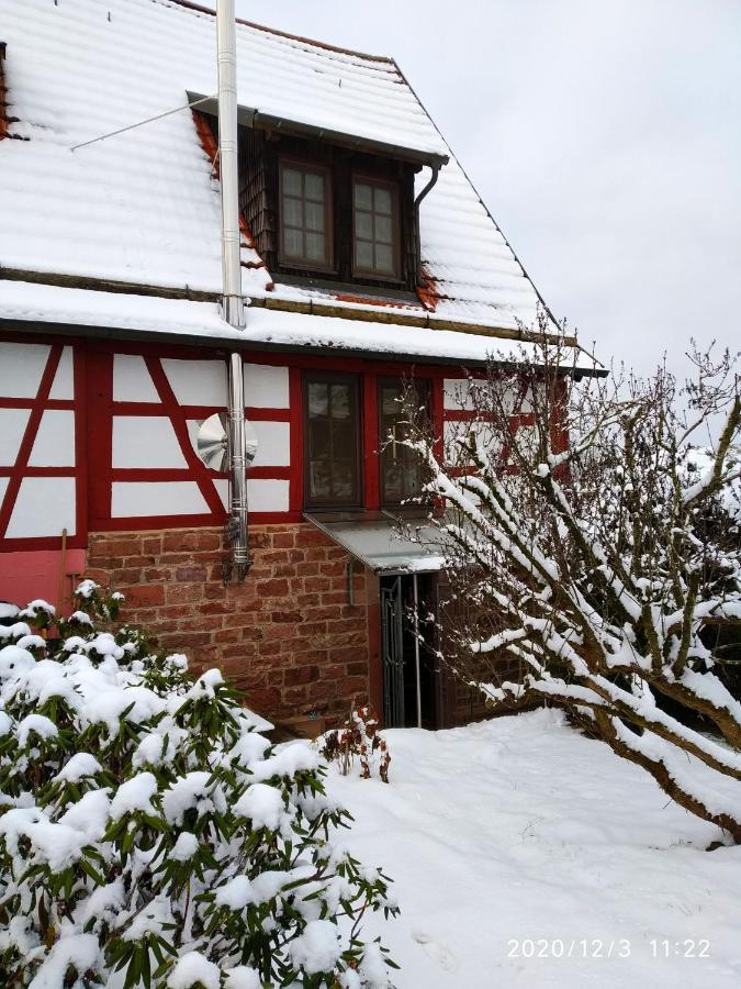 Ferienhaus Marre - Mit Grill, Feuerstelle Und Gartensauna Waldbrunn (Baden-Wurttemberg) Exterior foto