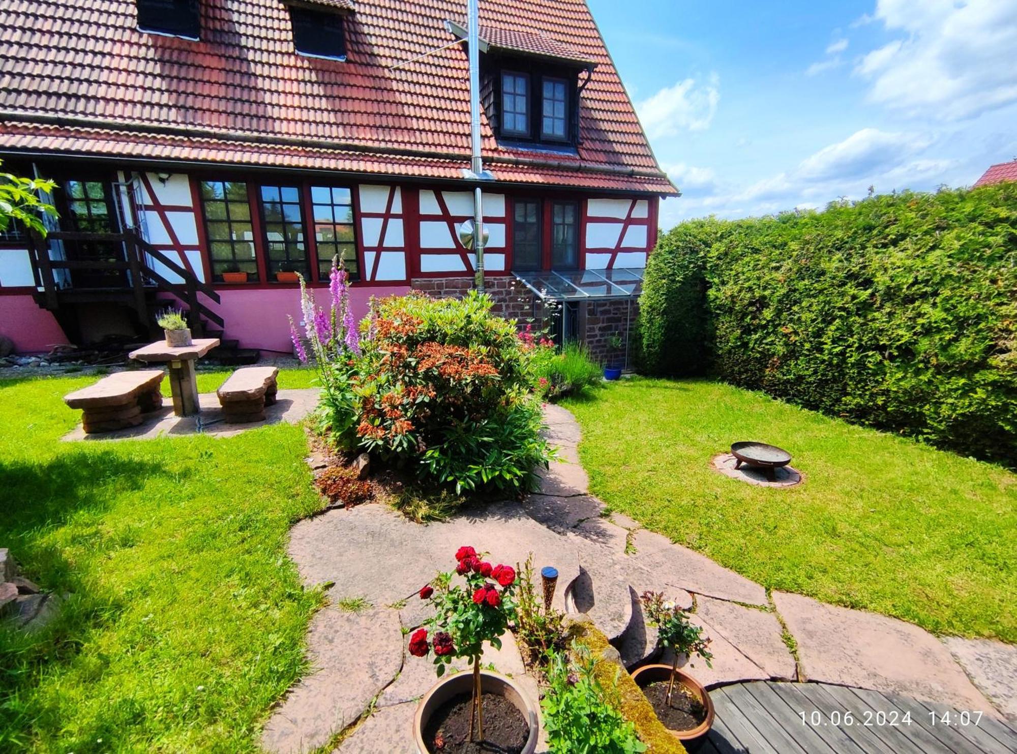 Ferienhaus Marre - Mit Grill, Feuerstelle Und Gartensauna Waldbrunn (Baden-Wurttemberg) Exterior foto
